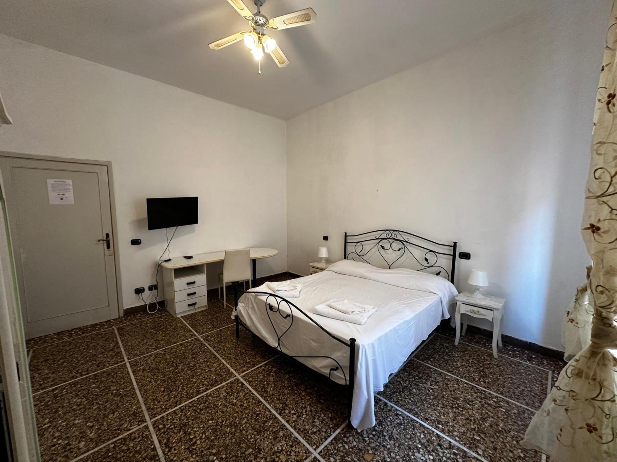 Holiday Pisa Gare 2 المظهر الخارجي الصورة