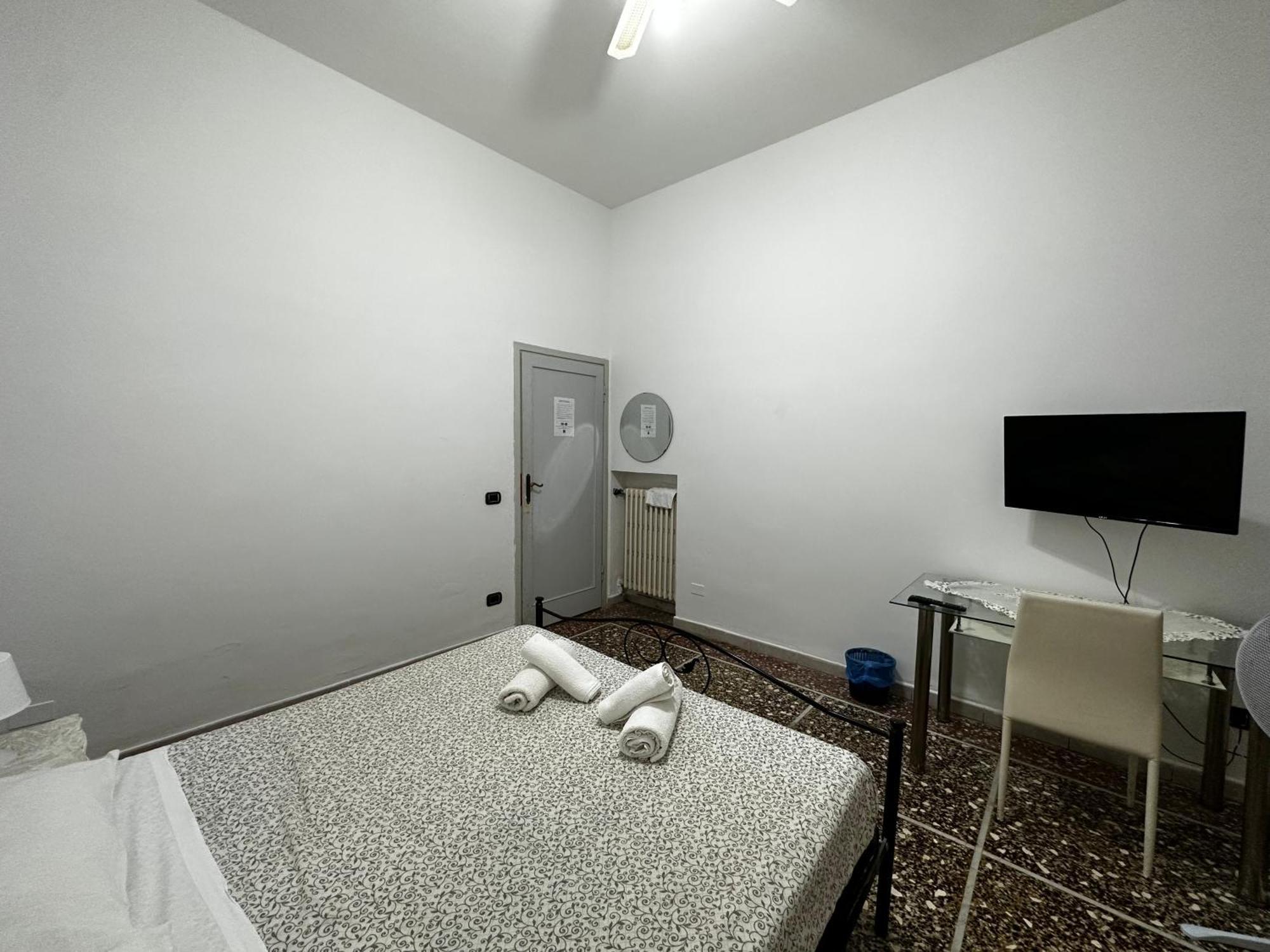 Holiday Pisa Gare 2 المظهر الخارجي الصورة